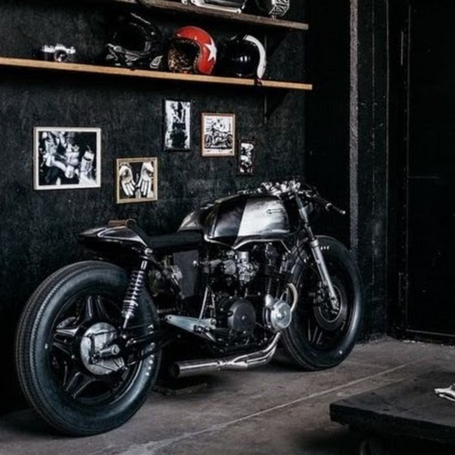 Cafe Racer Hookie co