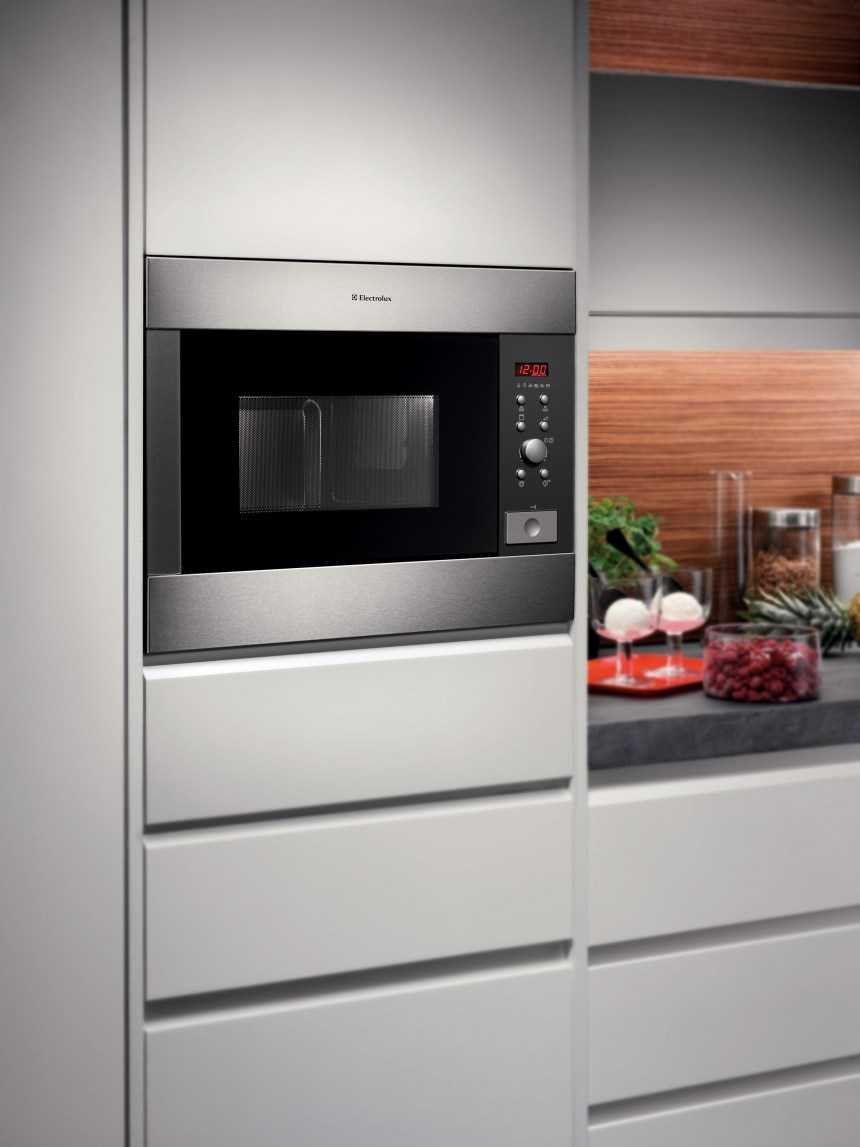 Микроволновая печь встраиваемая Electrolux ems 26405 x