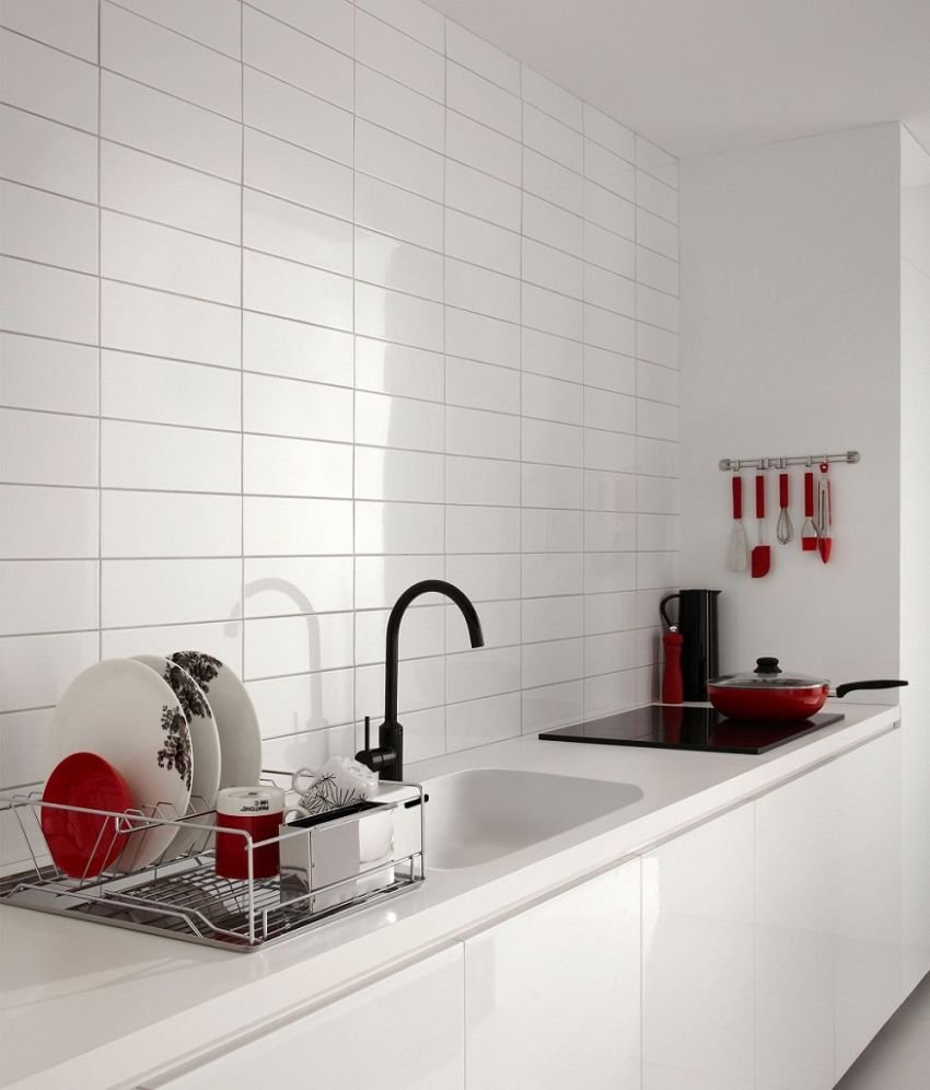 Metro White Matt 10x30