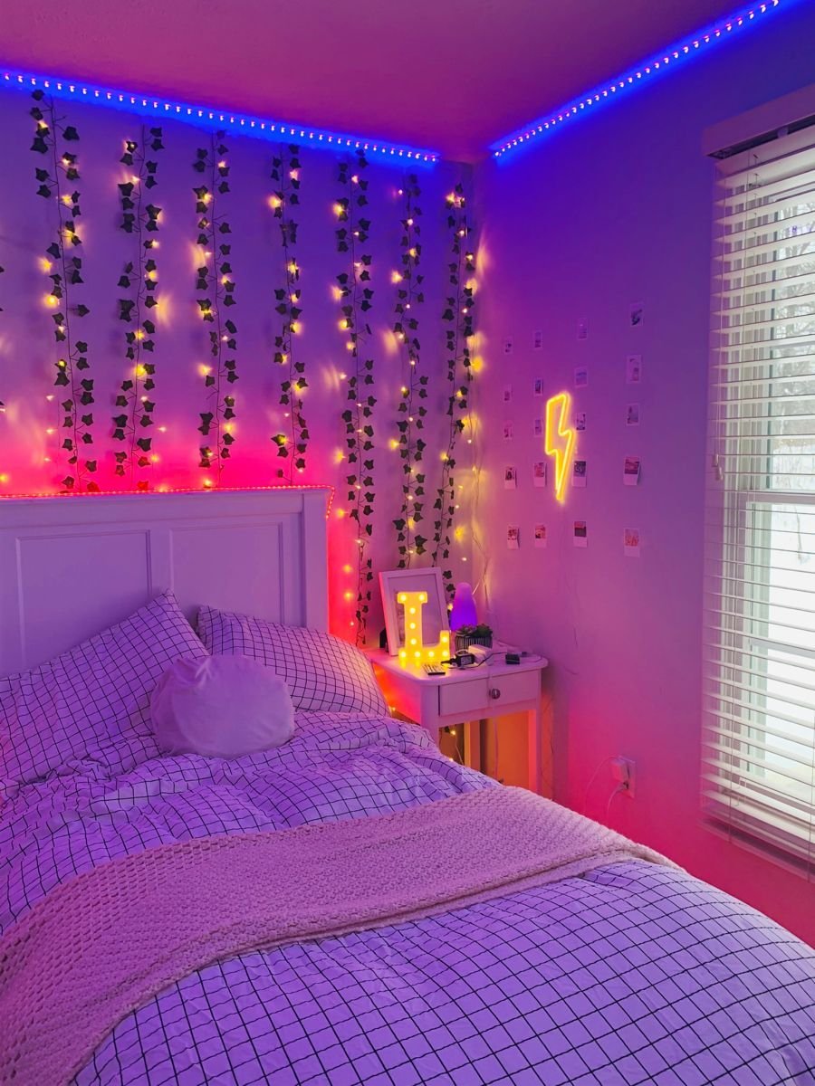 Фиолетовый декор комнаты