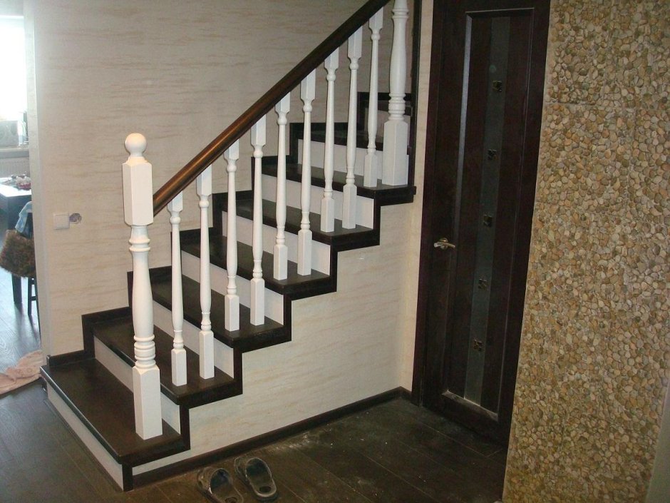 Ламинат на лестницу в доме