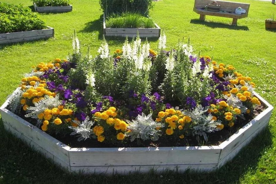 Клумба для цветов