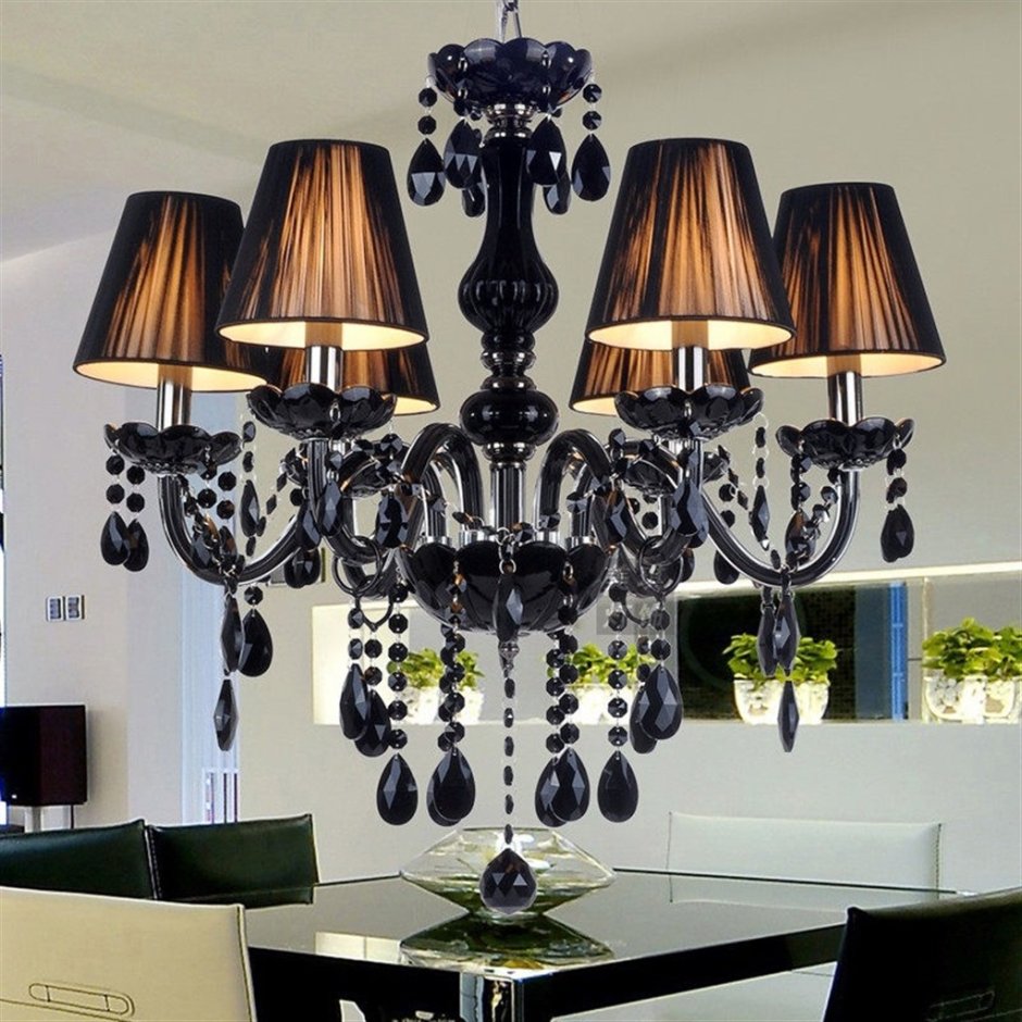 Люстра с черными абажурами