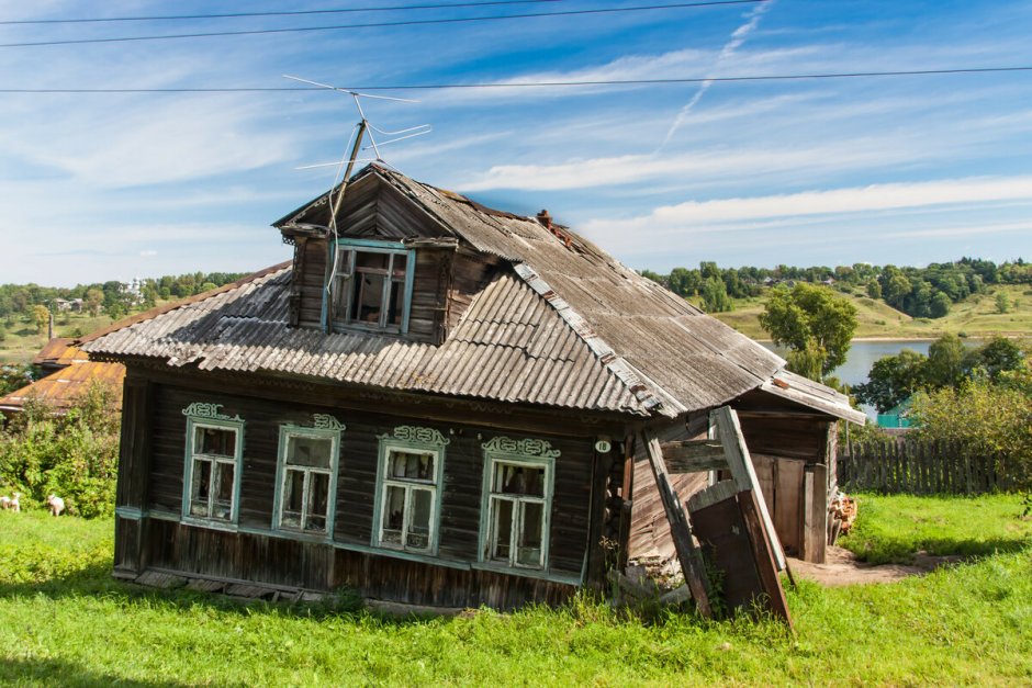 Дом изба в деревне старое Сихино