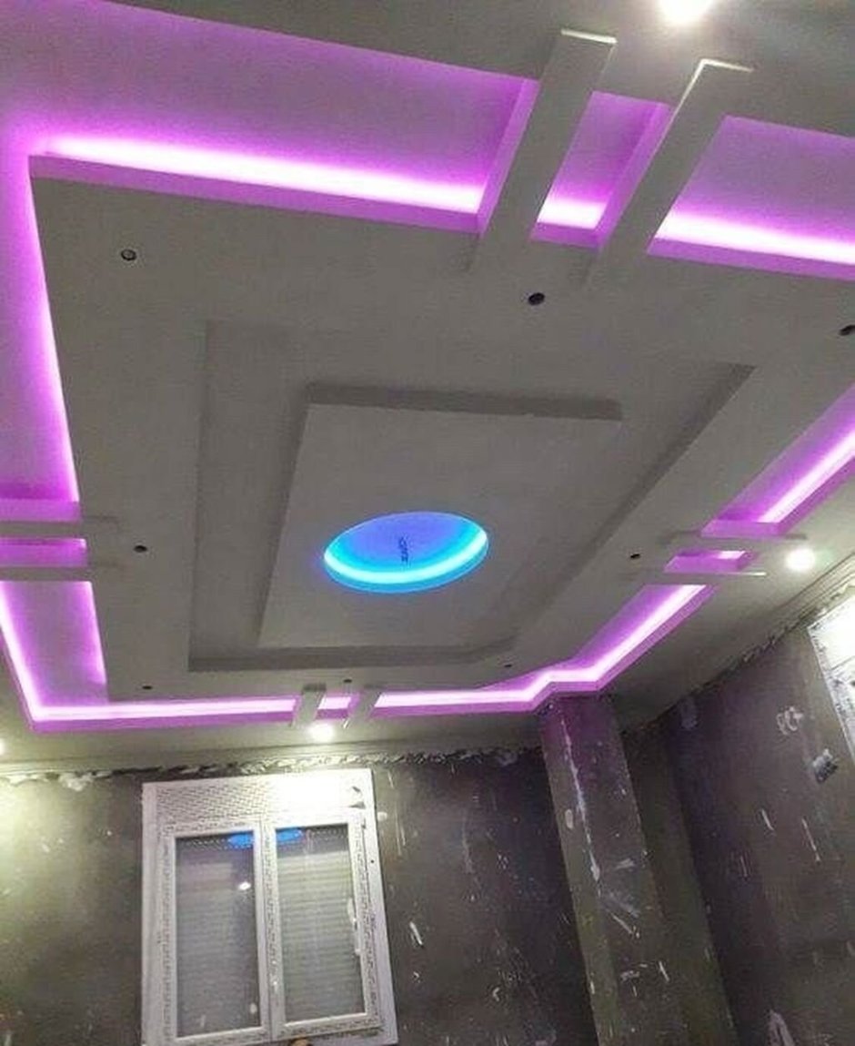 Узбекские потолок из гипсокартона квадратные фигура