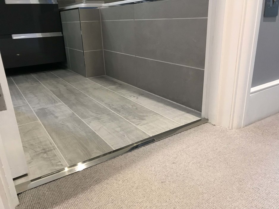 Carpet Trim, Silver Packing