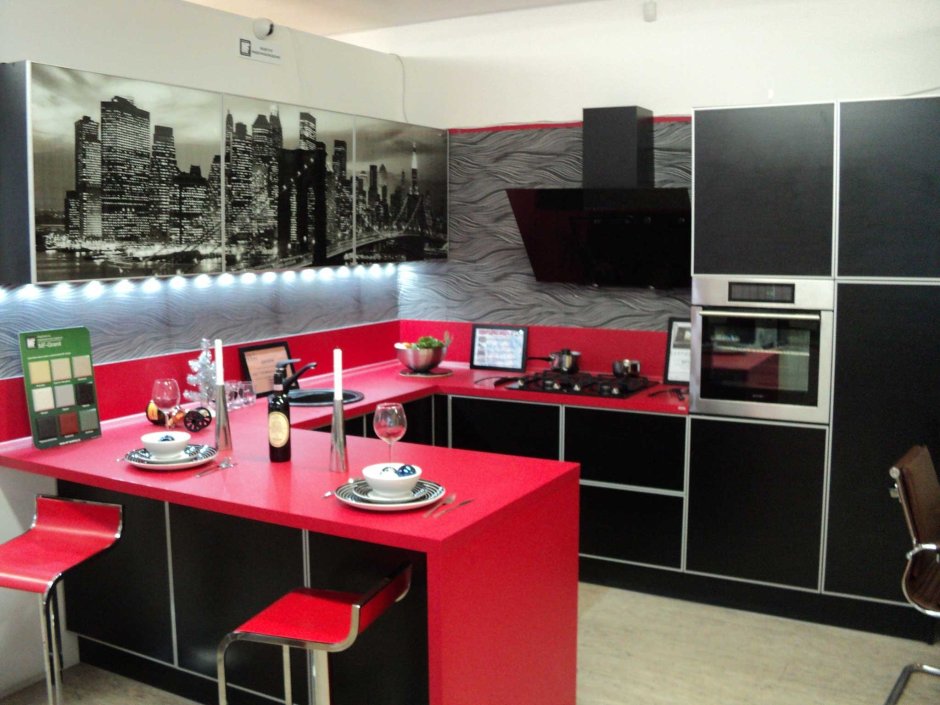 Кухня в чёрно Красном стиле