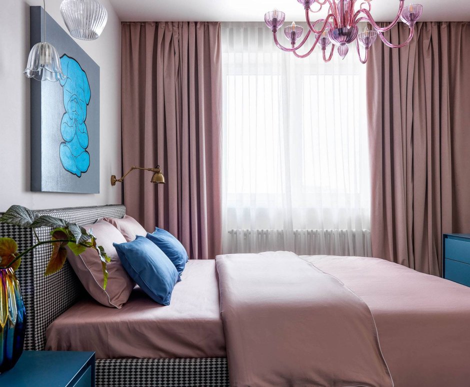 Спальня в сине розовых тонах
