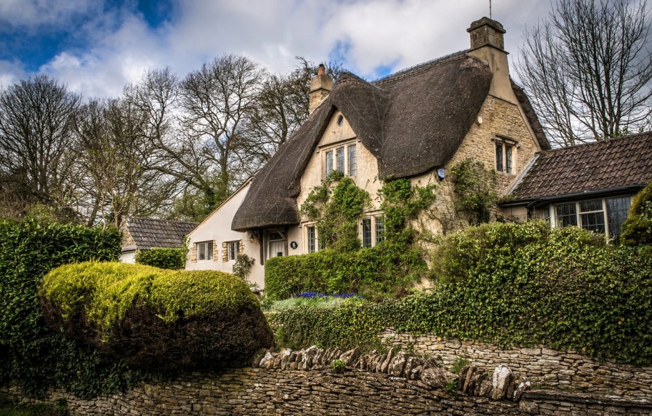 Англия деревня Castle Combe