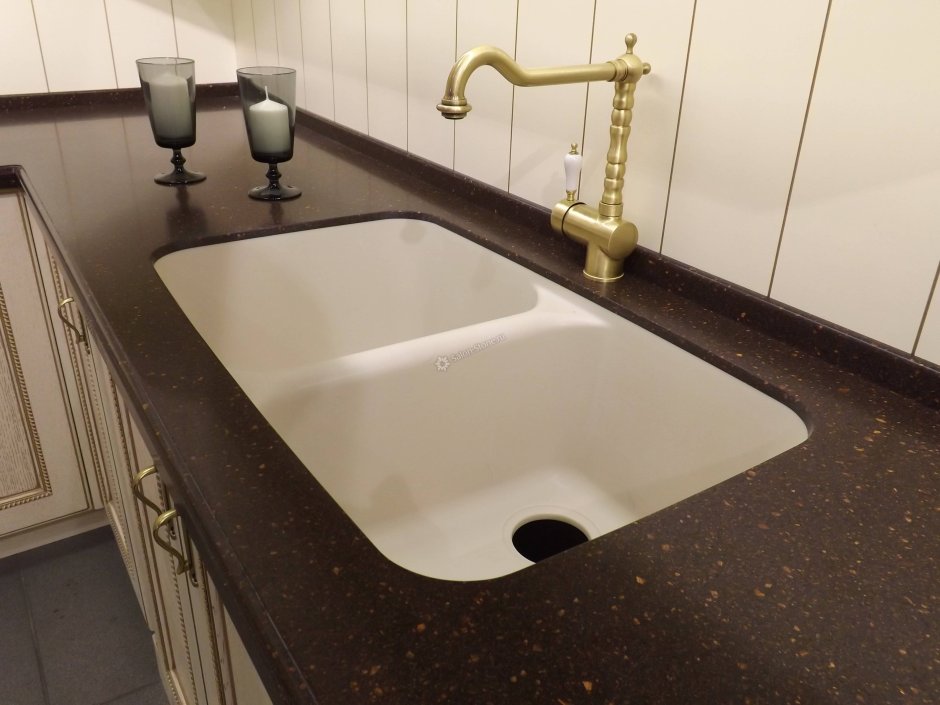 Искусственный камень corian Designer White