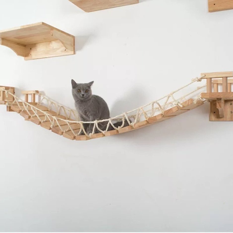 Настенная лестница для кошек