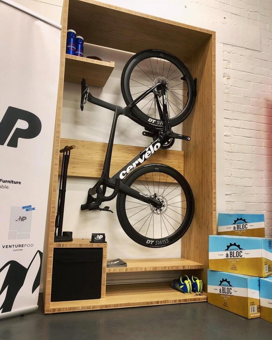 Шкаф для велосипеда