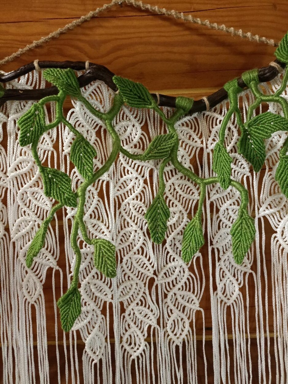 Листики из макраме на шпильку