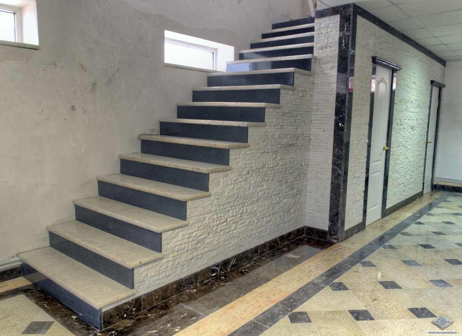 Отделка бетонной лестницы плиткой