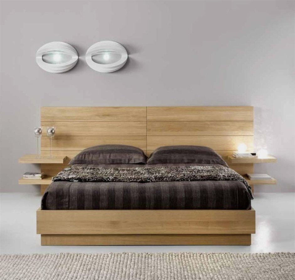 Кровать из дерева в современном стиле