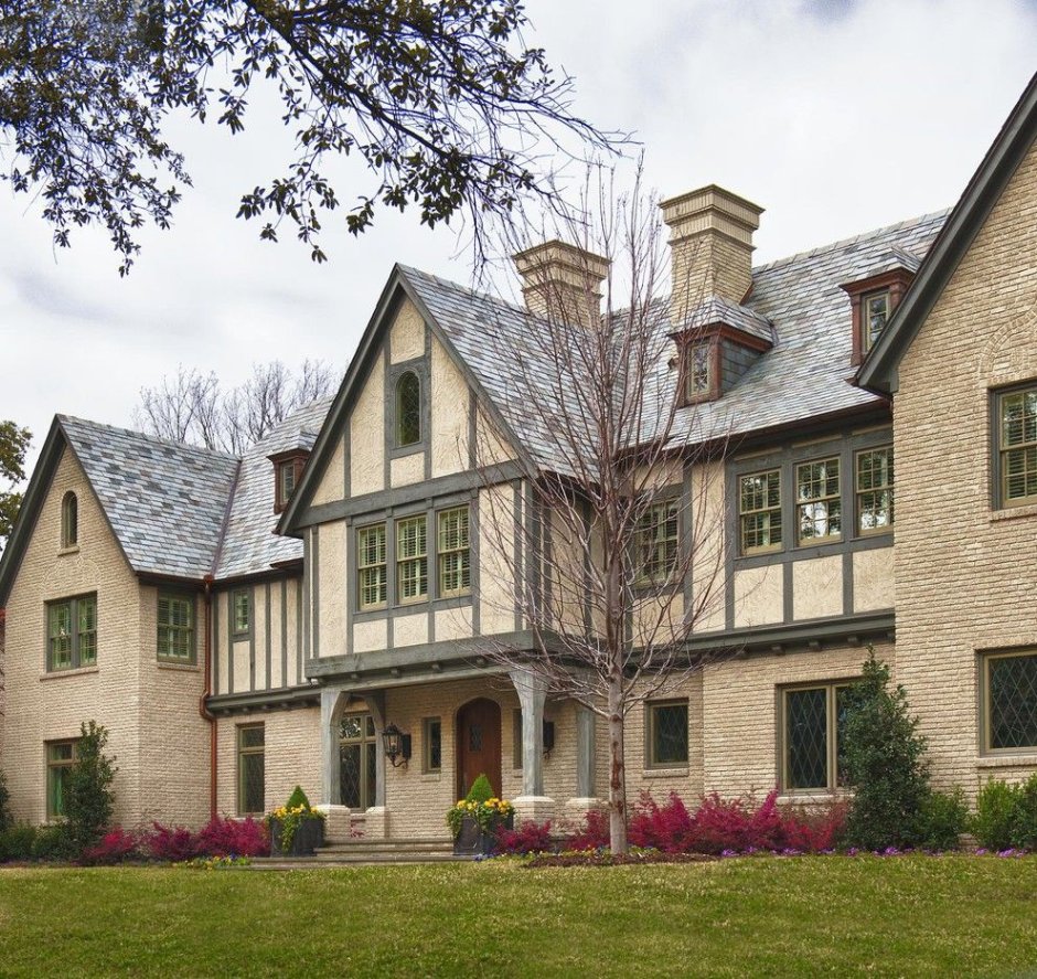 Стиль Тюдор (Tudor Revival Cottage)