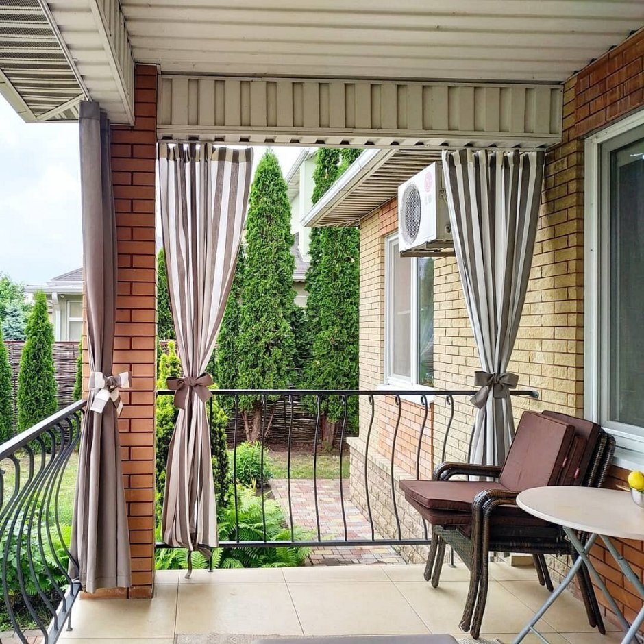 Шторы на веранду на даче