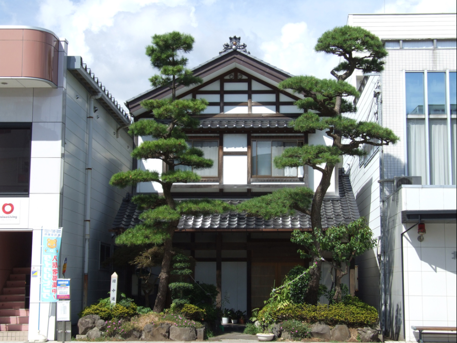 Японский дом фасад