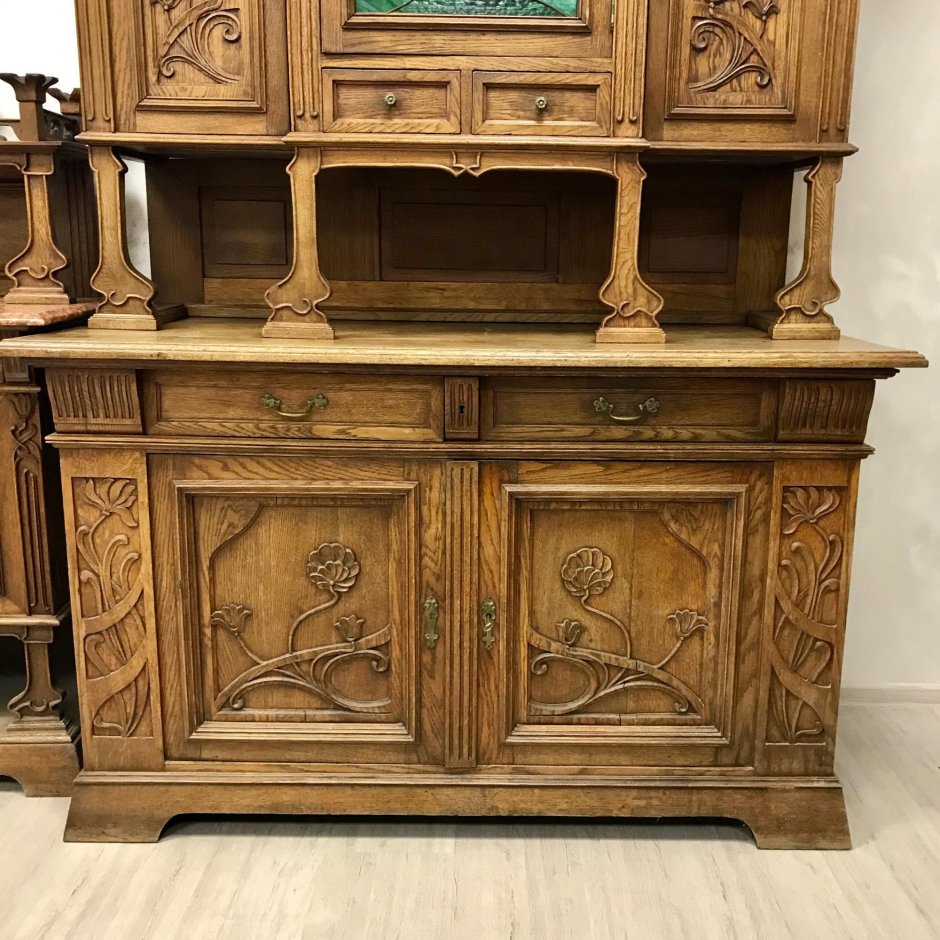 Антикварный старинный буфет стиль Модерн