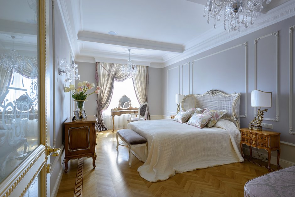 Спальня в современном классическом