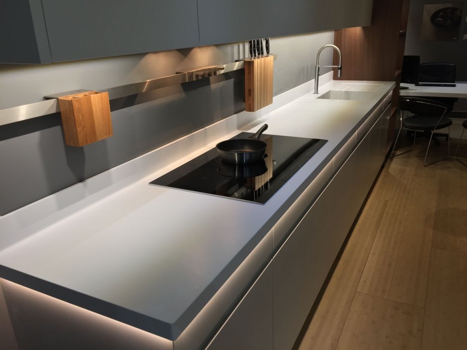 Столешница из искусственного камня corian