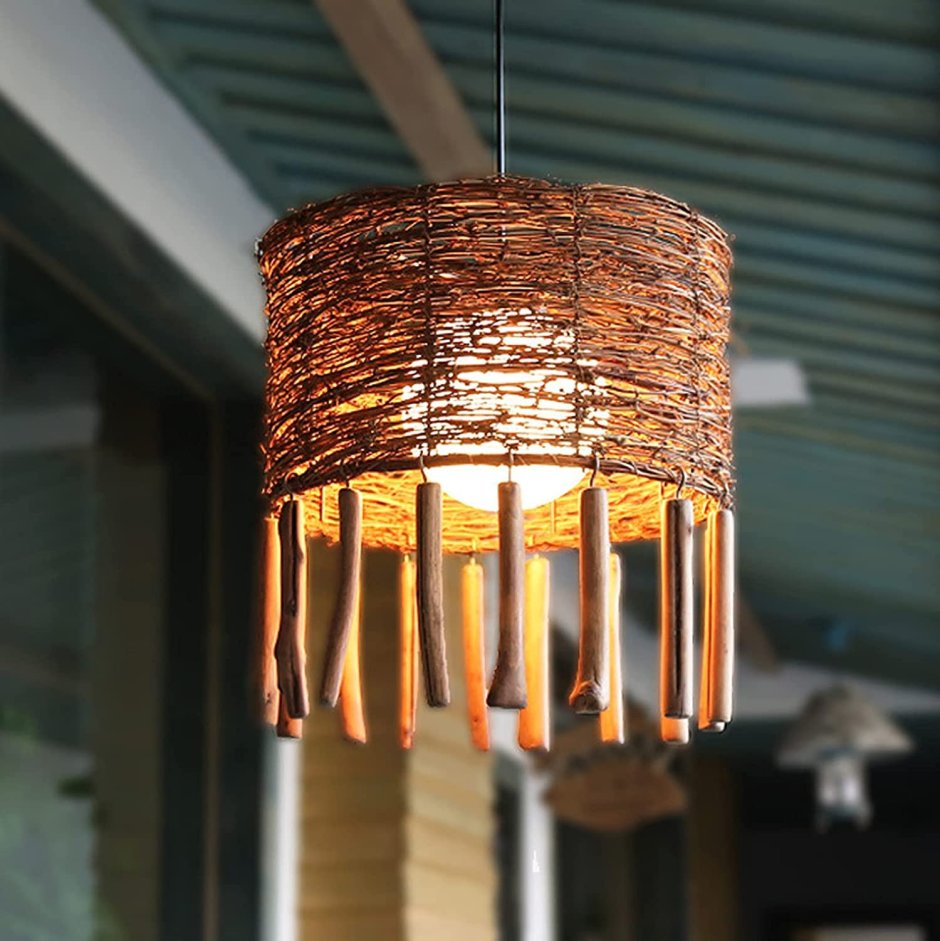 Светильник из ротанга