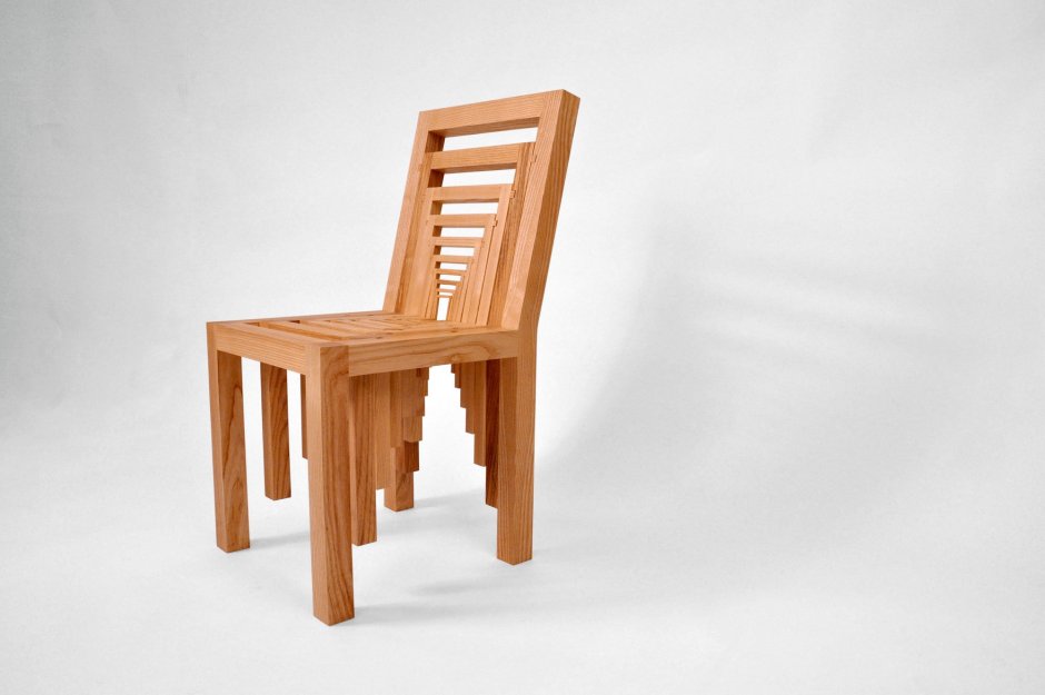 Шикарный деревянный стул