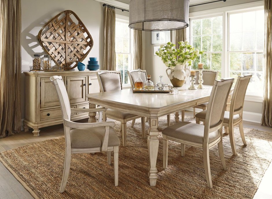 Стол обеденный Ashley Furniture