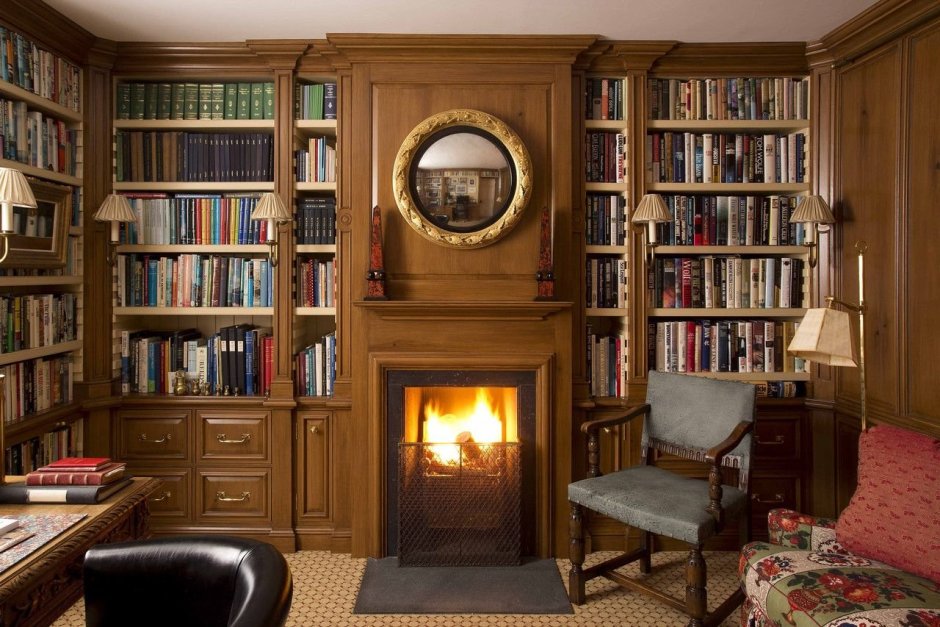 Книжный шкаф с камином