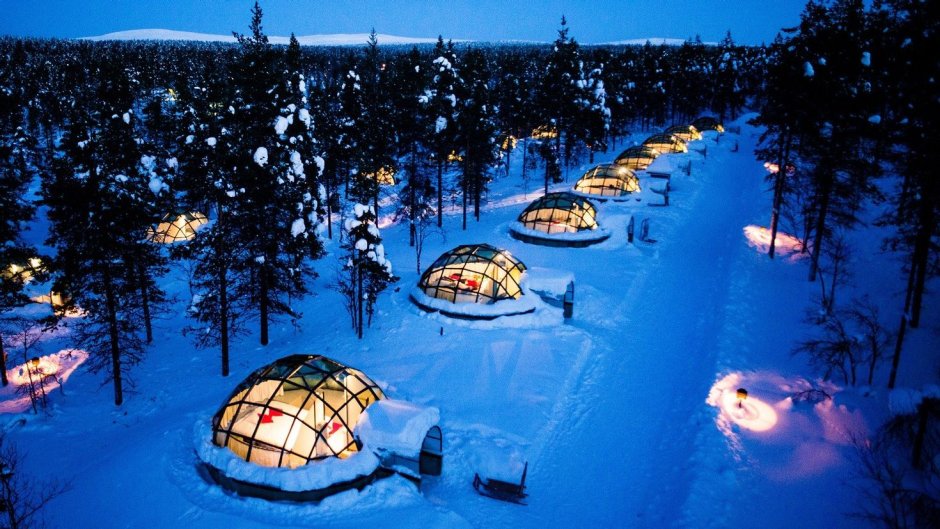 Kakslauttanen (Саариселькя, Финляндия).