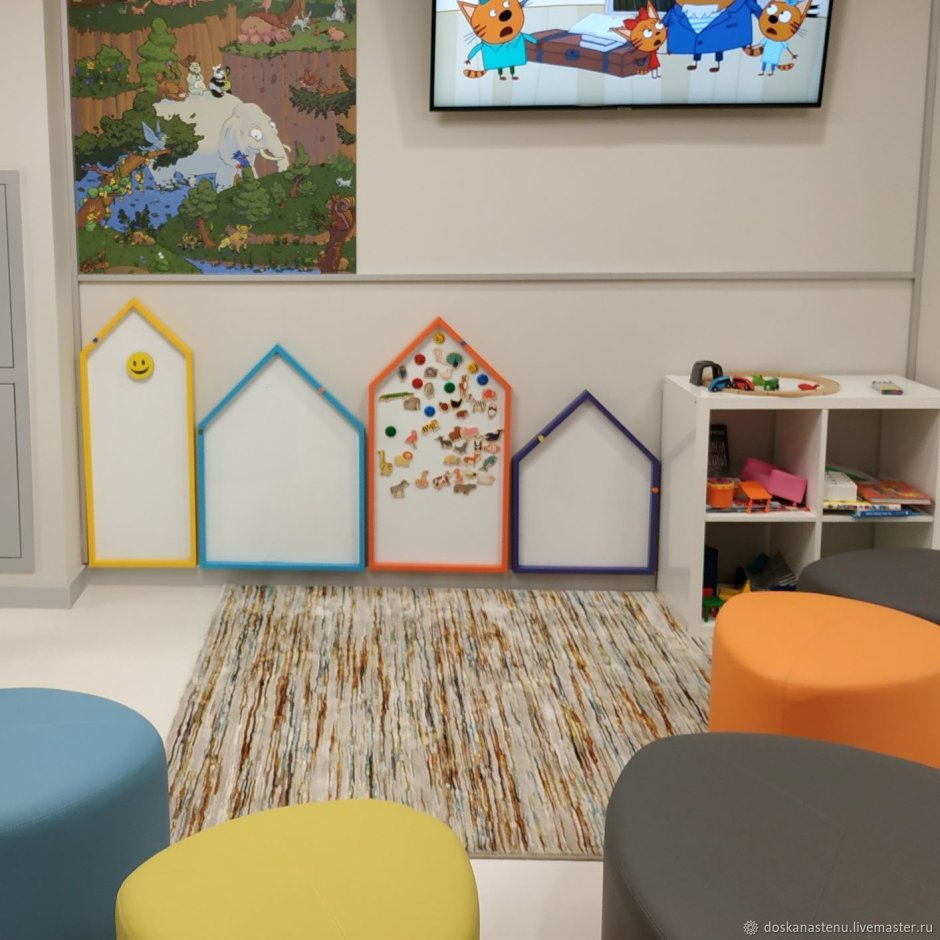 Магнитная доска в детской
