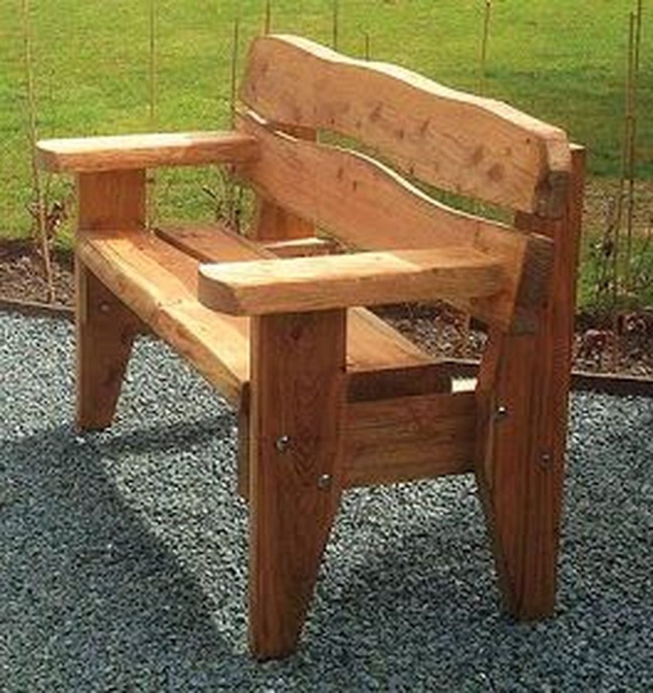 Скамейка для сада из обрезков дерева