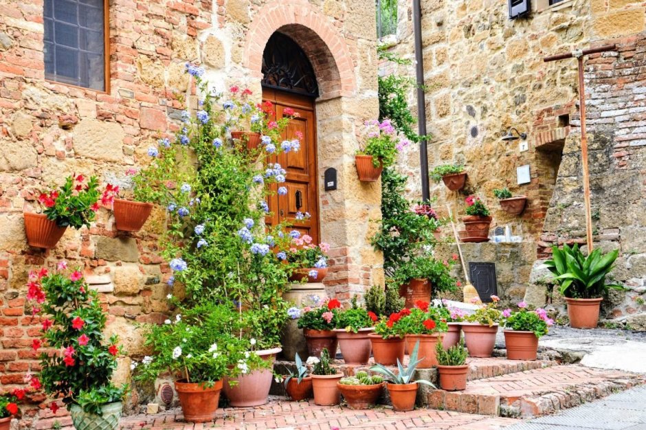 Цветущая Тоскана Италия