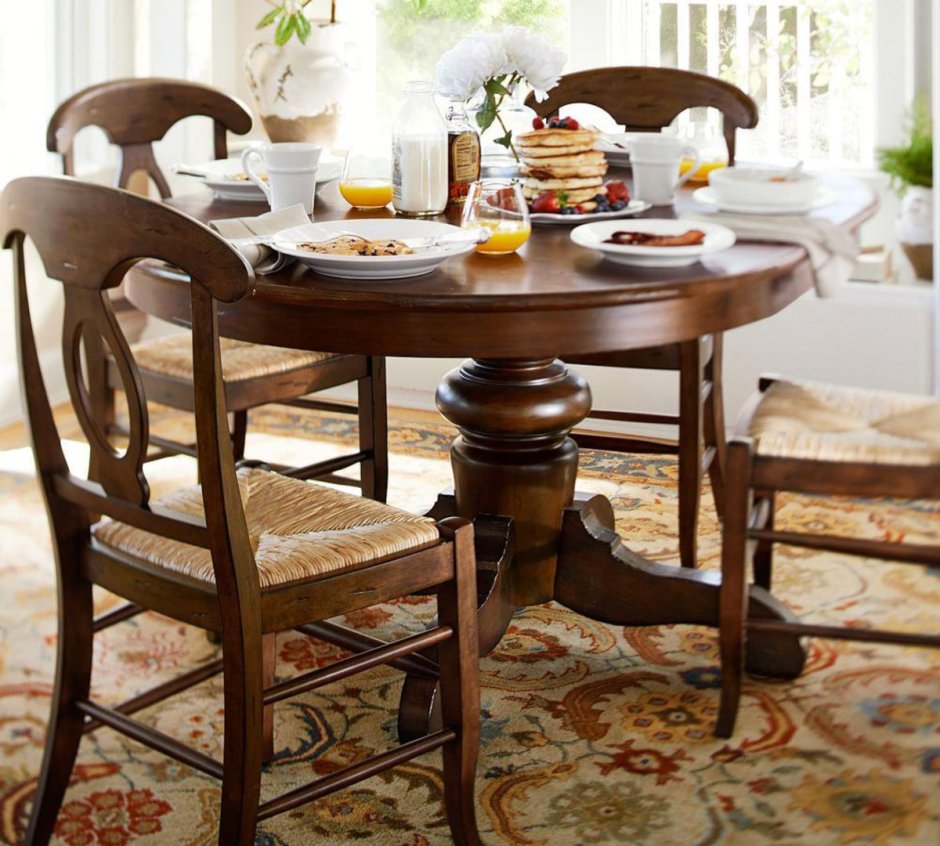 Pottery Barn / Tivoli Dining Table