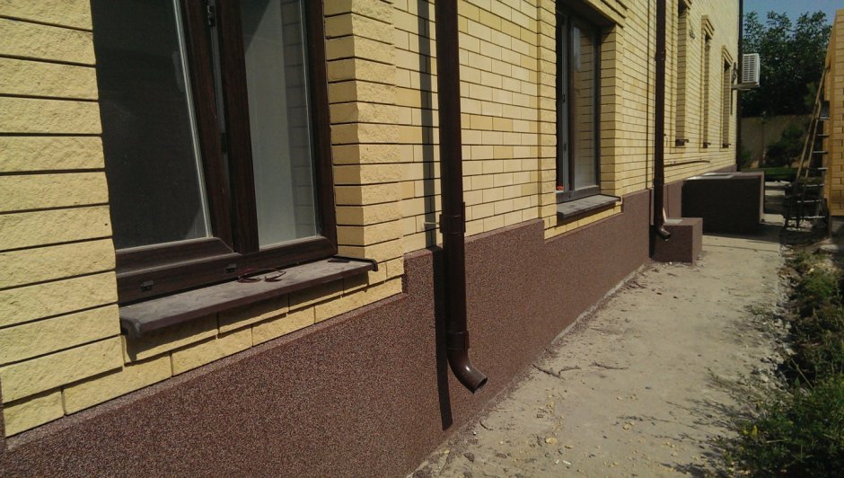Цоколь из мягкой кровли