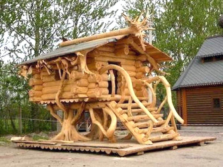 Сказочные постройки из дерева