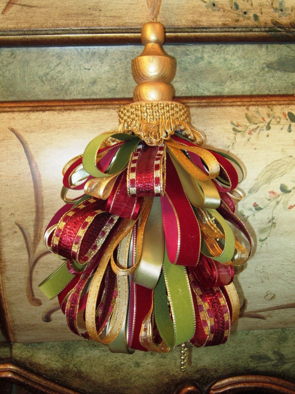 Lamp decorated by Tassels