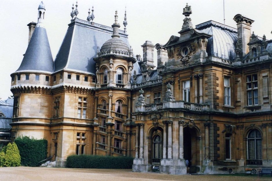 Дворец Франции Готический стиль