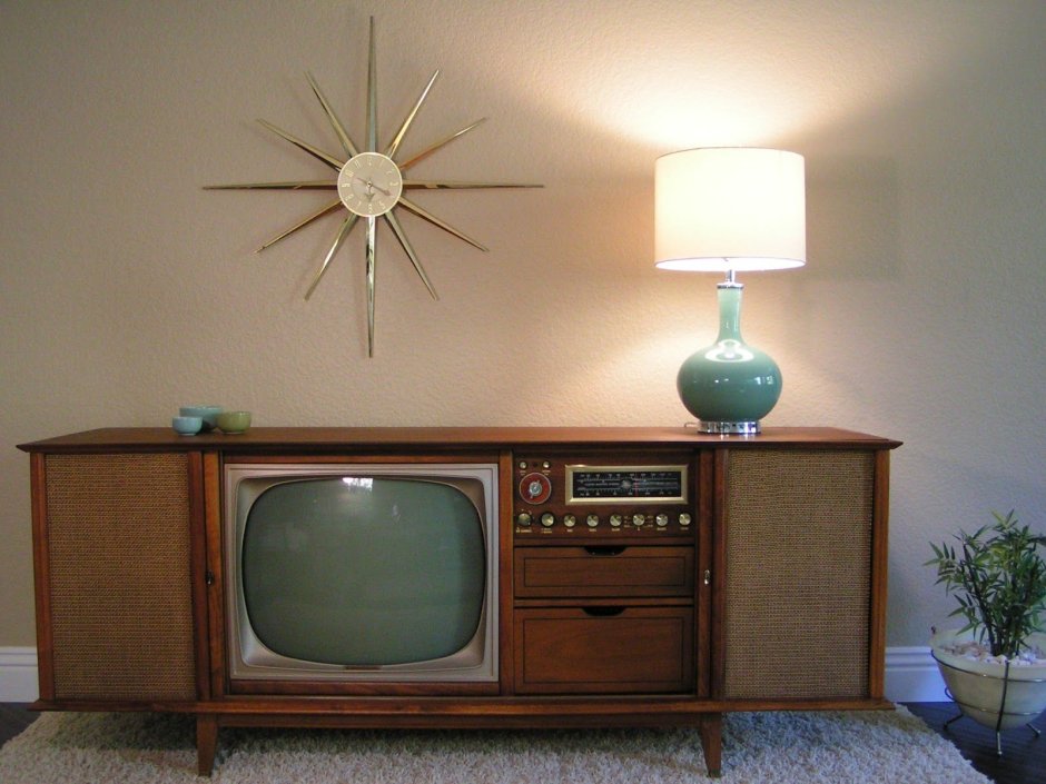 Mid Century интерьер 50 е телевизор