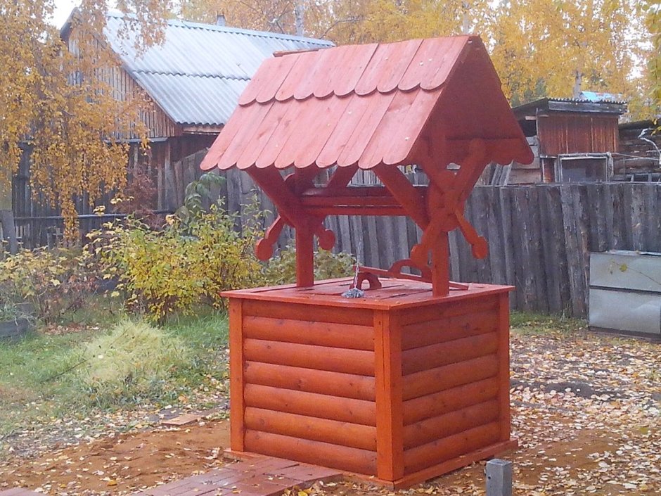 Декор колодца на даче