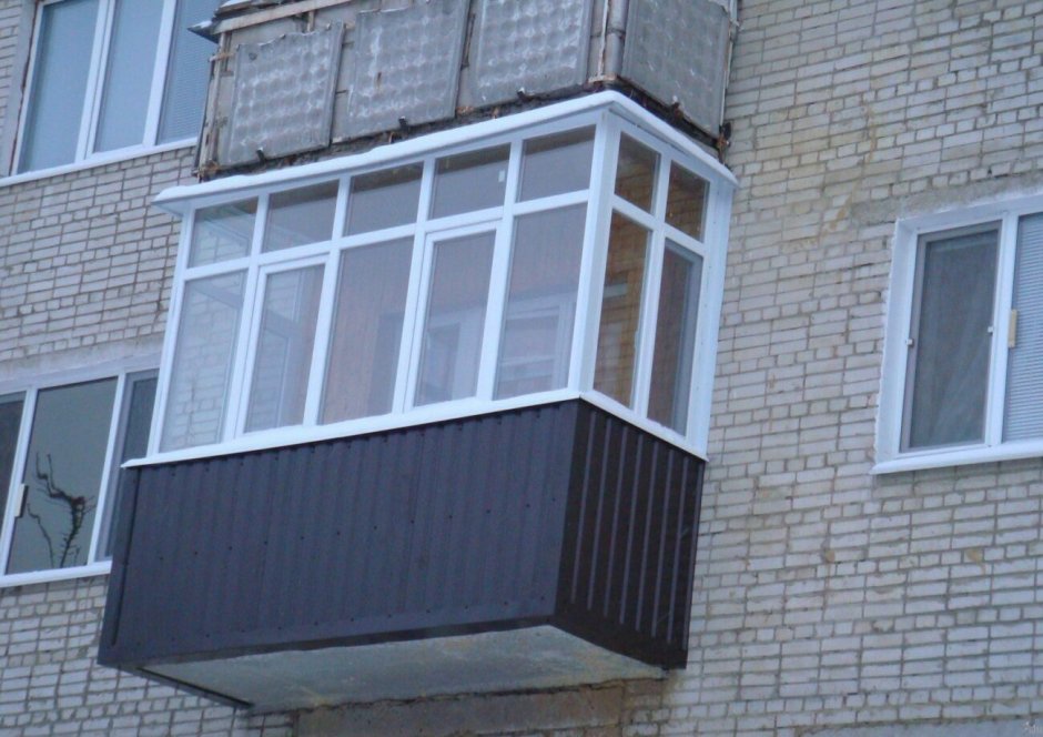 Пластиковый балкон