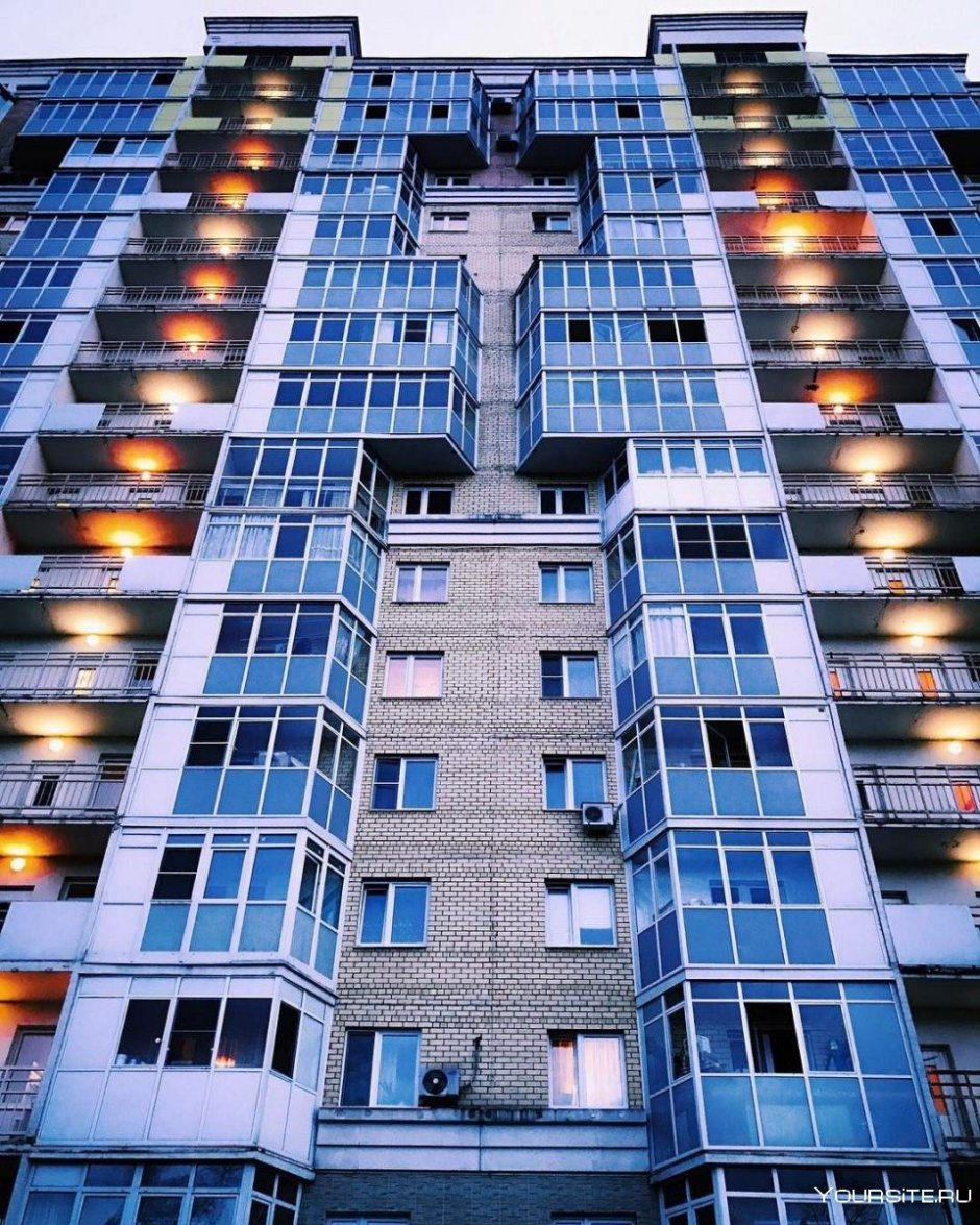 Многоэтажный дом