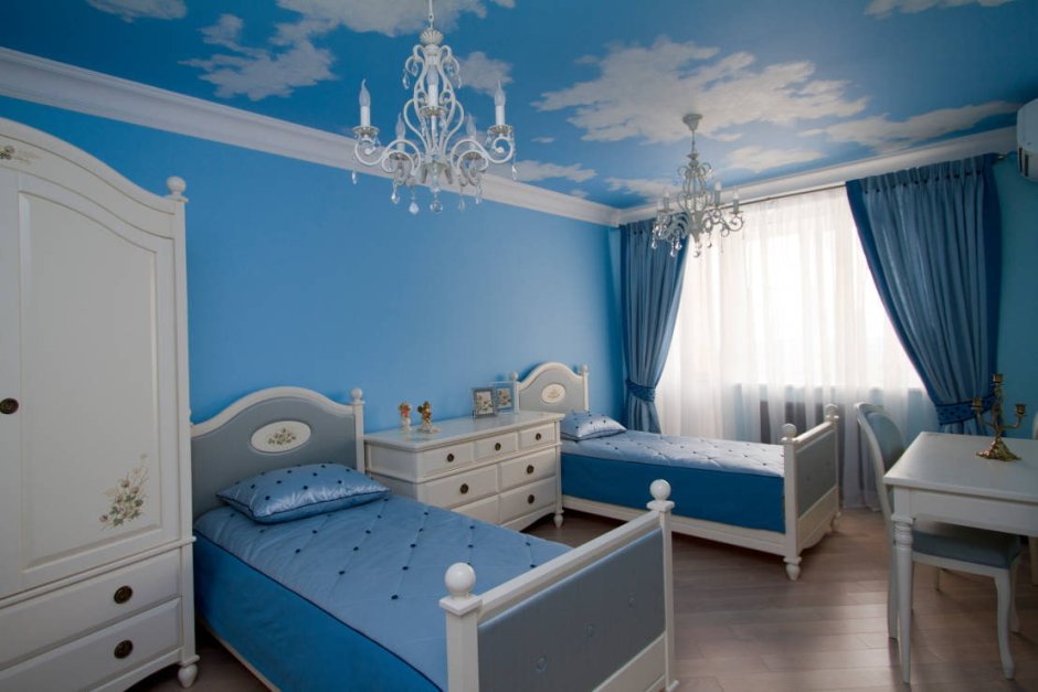 Комната для девочки в голубом цвете