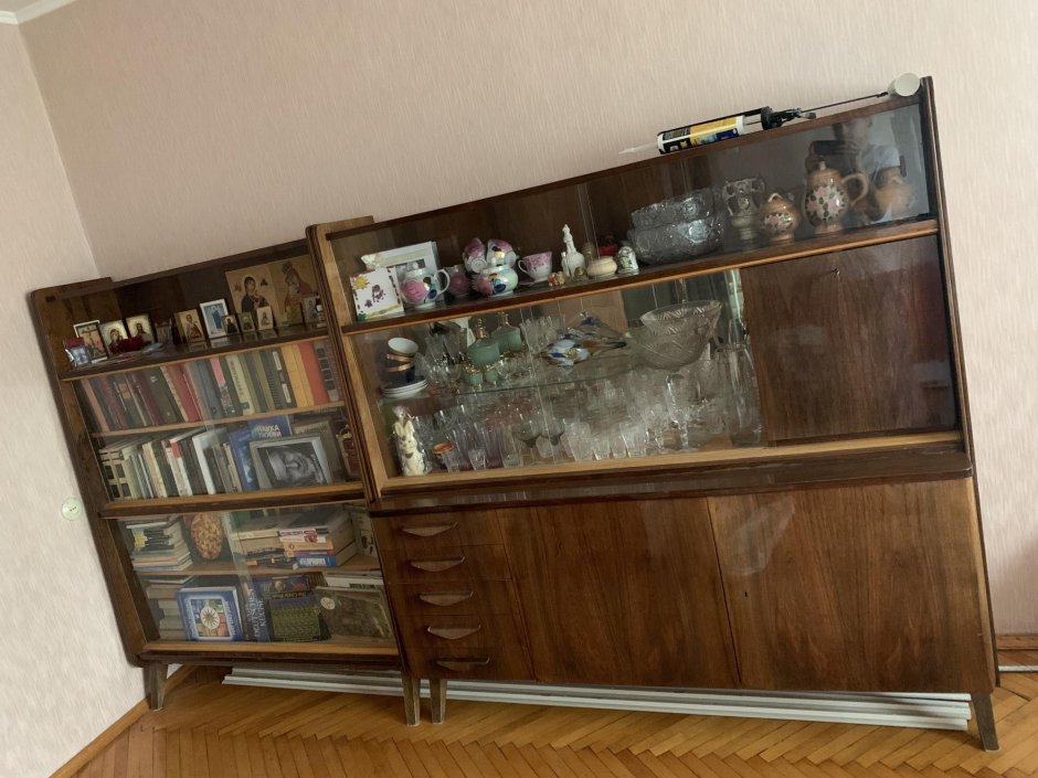 Книжный шкаф Татра Правенец