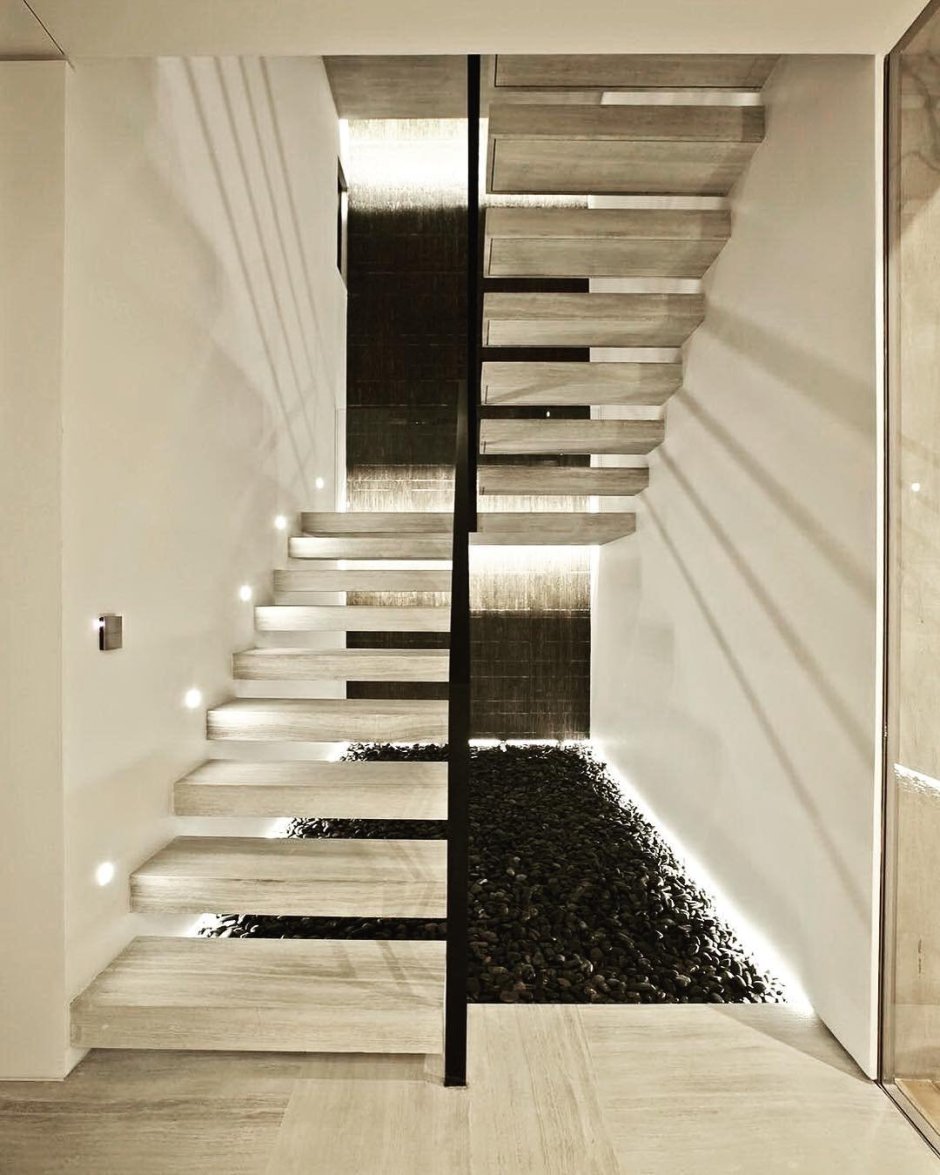 Современная подсветка лестницы