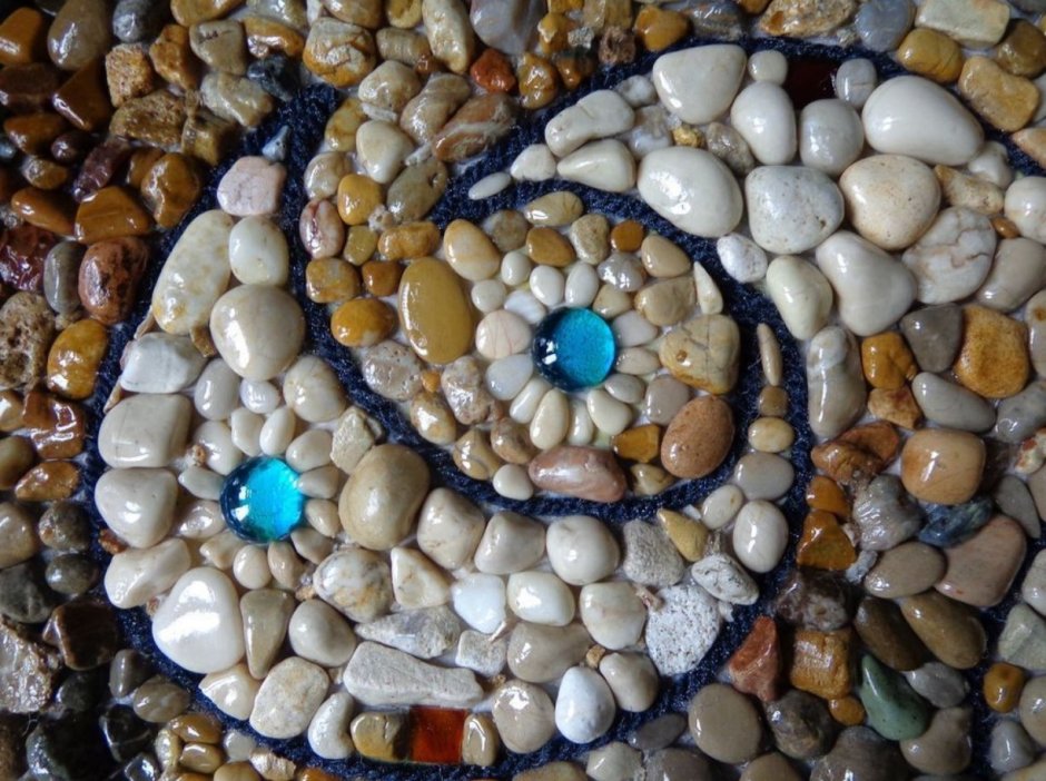 Мозаика из морских камушков