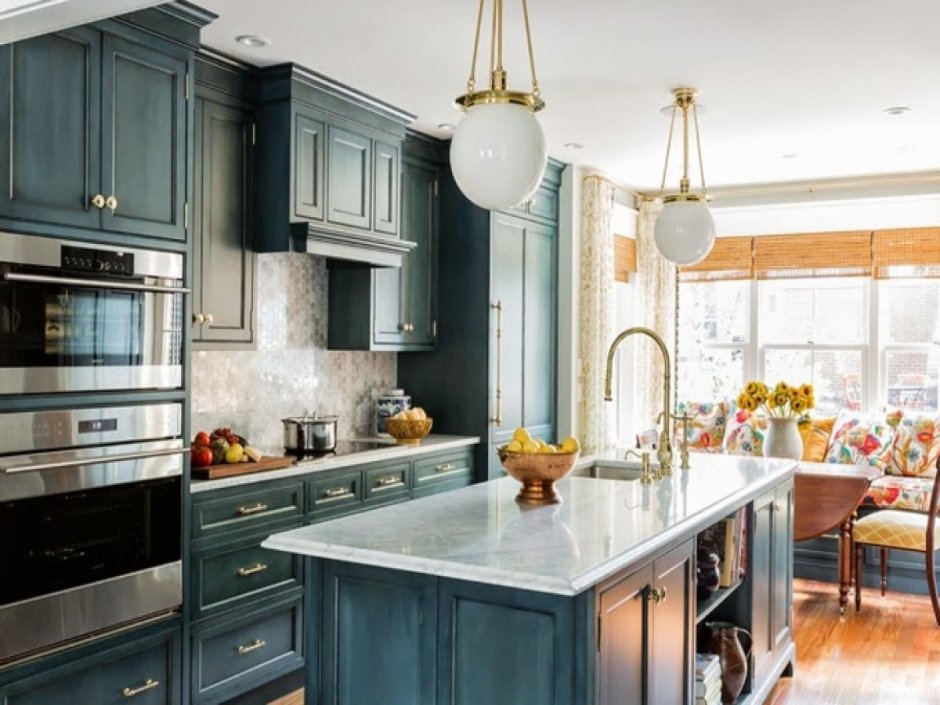 Сине серая кухня