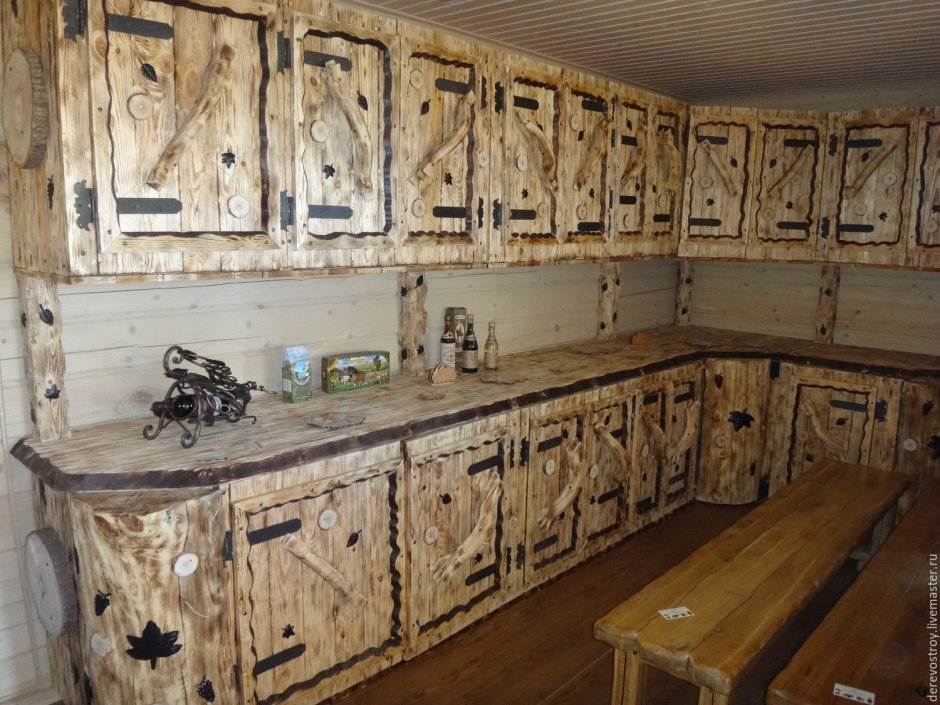 Самодельная кухня из дерева