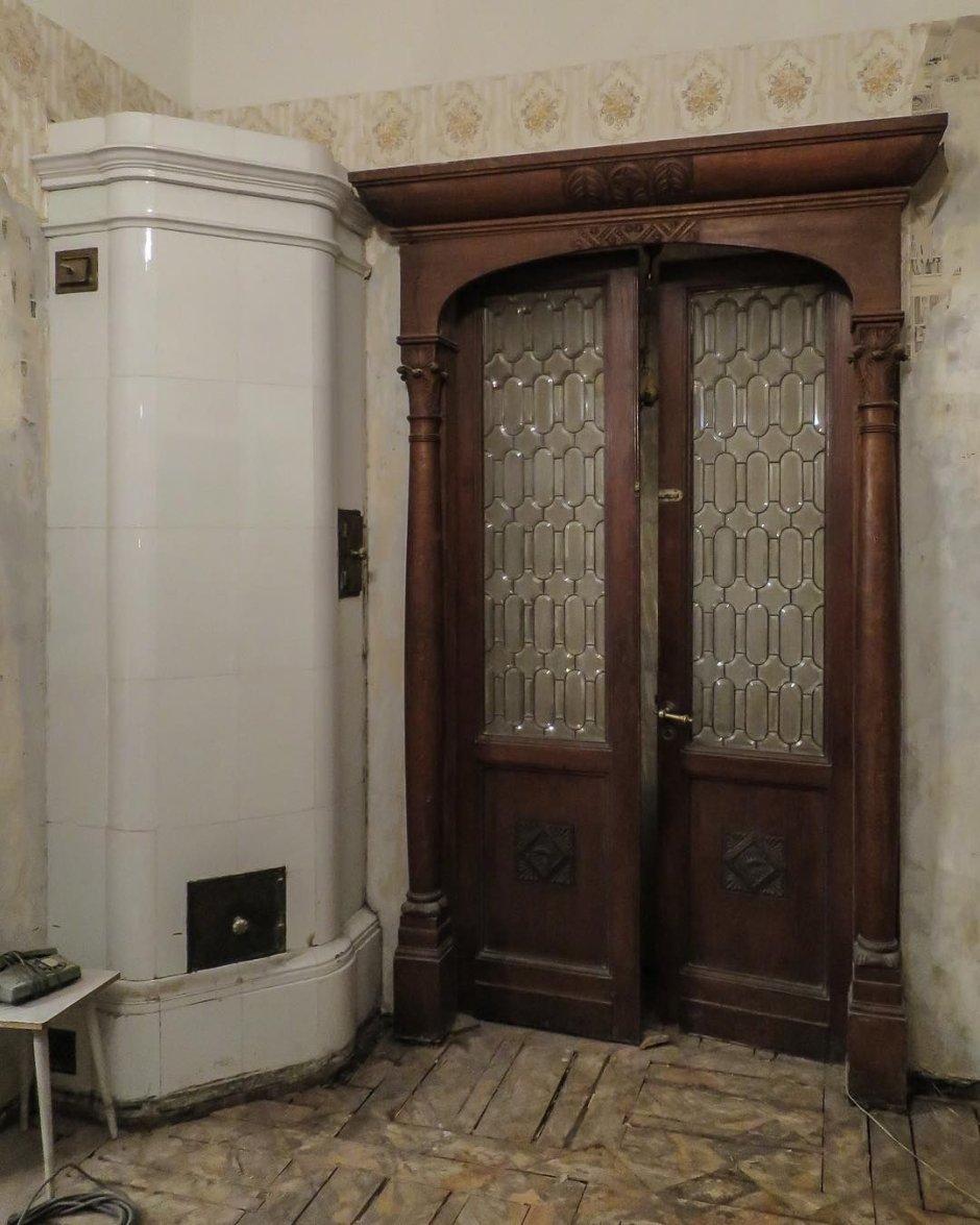 Камины в старых петербургских квартирах