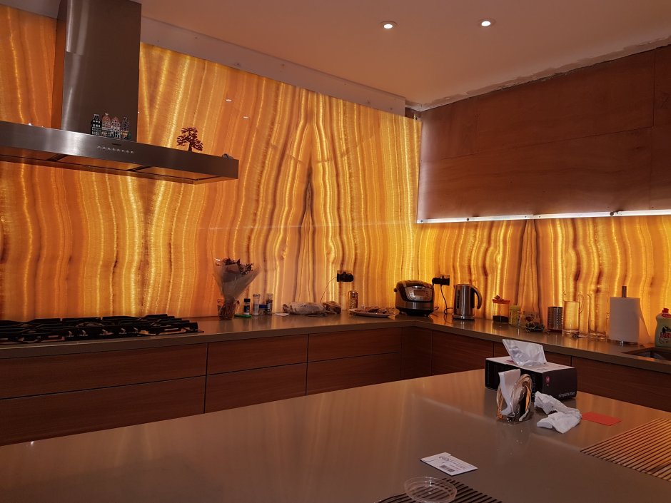 Гибкий камень с подсветкой